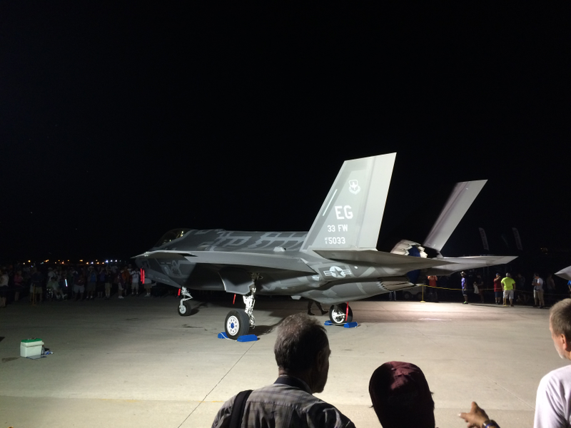 Illustration for article titled EAA AirVenture 2015 Photo Dump